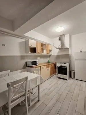 Apartament de două camere plus living spațios, decomandat, et. 2 din 6, bloc nou, lift, loc parcare - imagine 6