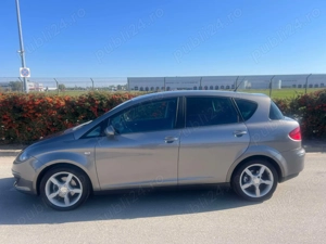 Vând Seat Toledo 2004 - imagine 2 Vând Seat Toledo 2004 - imagine 2