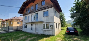 Casa de vanzare 500 mp + teren 1500 mp, zona Unirea - imagine 2