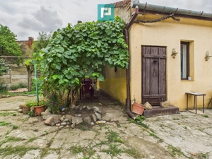 Apartament la casă cu 3 camere în Pârneava - imagine 2