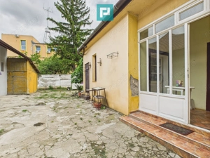 Apartament la casă cu 3 camere în Pârneava - imagine 11