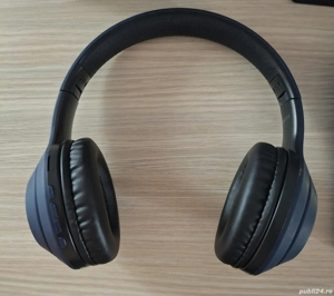 Casti on ear bluetooth fara fir 