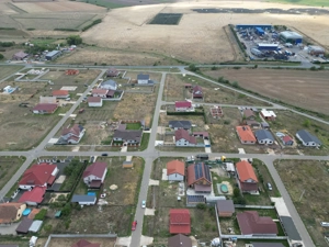 Casa la gri in Frumuseni - imagine 12 Casa la gri in Frumuseni - imagine 12