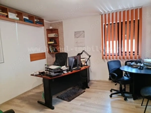 Vânzare Casă Complet Renovată   3 Intrări Separate din Curte   Tomis II, Constanța - imagine 3