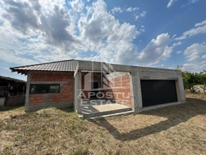 Casa individuala cu 4 camere si teren de 670 mp, Parta,  comision 0 - imagine 13