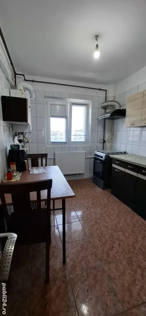 Particular ,vand apartament 2 camere decomandate ! - imagine 2