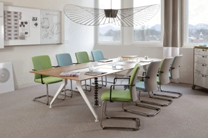 De vanzare masa pentru sedinte 