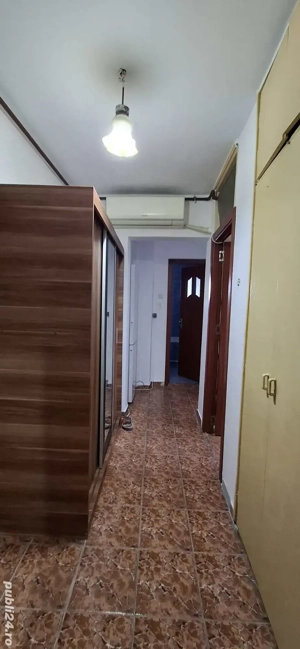 Particular ,vand apartament 2 camere decomandate ! - imagine 7