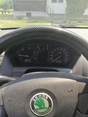Vând skoda Fabia,,2003 - imagine 4