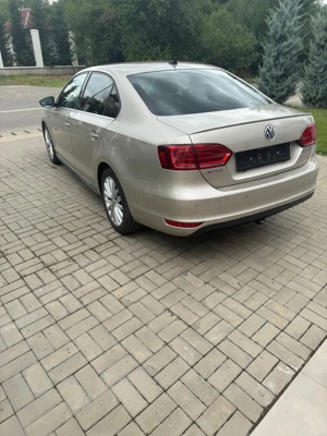 VW Jetta Hybrid Euro 6 - imagine 4