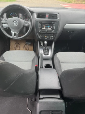 VW Jetta Hybrid Euro 6 - imagine 7
