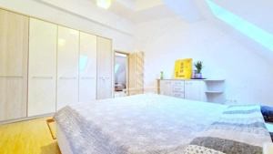 Apartament tip penthouse cu 3 camere, 2 bai, zona Torontalului - imagine 3