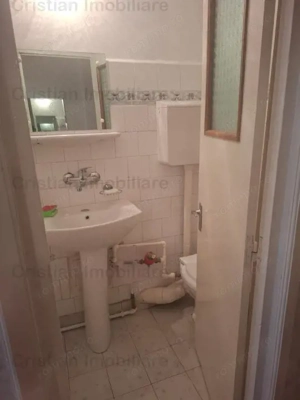 1 camera Mobilat si Utilat, etaj intermediar, zona Bariera - imagine 9 1 camera Mobilat si Utilat, etaj intermediar, zona Bariera - imagine 9