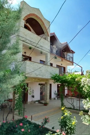  ZONA CENTRALA- CASA P+1+M, TEREN 500 MP - imagine 2