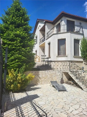 De vanzare vila 6 camere zona Nymphaea - imagine 2