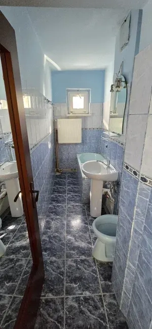 Apartament 4 camere Dacia semidecomandat amenajat centrala proprie - imagine 2