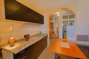 Apartament 2 camere de vânzare aproape de plajă   Strada Rozelor, Mangalia - imagine 10