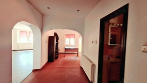PROPRIETAR - apartament pretabil birouri,140 mp, etajul 1 in vila zona Bd. Mamaia - Universitate