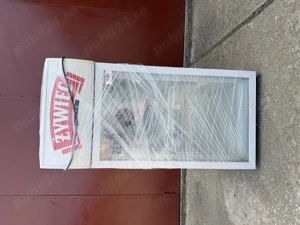 Vând vitrină frigorifică 