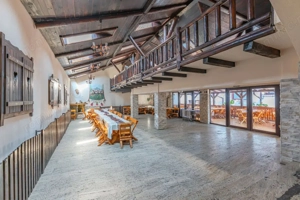 Pensiune Rosenau de vânzare - Afacere la cheie lângă Cetatea Râșnov - imagine 5