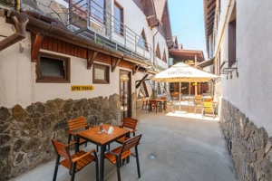 Pensiune Rosenau de vânzare - Afacere la cheie lângă Cetatea Râșnov - imagine 16