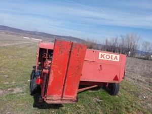 Vând balotieră, adusă recent 