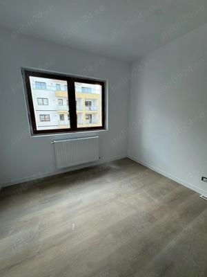 2 camere Metalurgiei Cartier Solar, liber - imagine 12