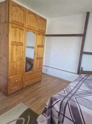 1 camera in zona Medicinei