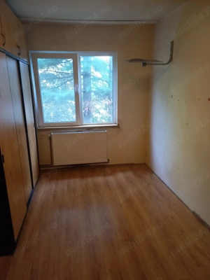 Apartament cu trei camere zona buna,partial renovat - imagine 5