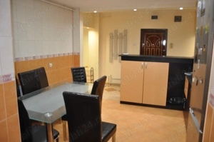 De închiriat apartament  cu 4 camere modificat în zona Siarelui - imagine 2