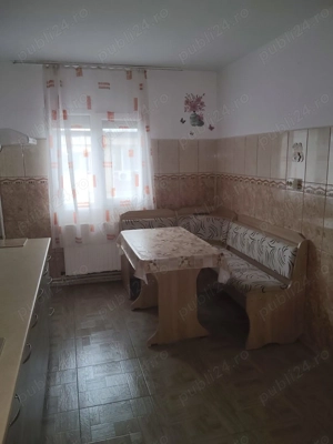 Vand apartament cu 4 camere decomandate in Caransebeș, cartier Pipirig, et.4