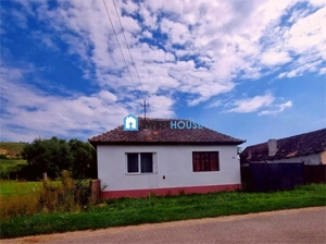 Casa de vanzare cu 3 camere in Jibert judetul Brasov