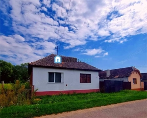 Casa de vanzare cu 3 camere in Jibert judetul Brasov - imagine 3