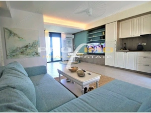 Studio exclusivist pe Malul Lacului Mamaia TERMEN LUNG