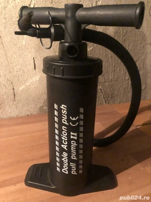 Pompă pentru umflat saltele 
