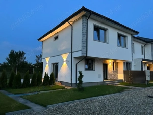 Corbeanca -Paradisul Verde vanzare VILE