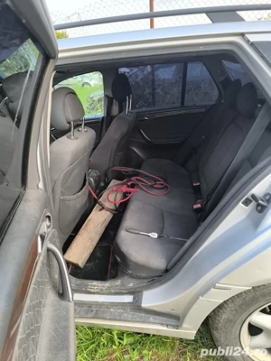 Dezmembrez Mercedes C Class (S203) 2.2 D, break, an 2001 - imagine 7