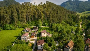 Vila superba langa natura 6 Camere D+P+E - imagine 15 Vila superba langa natura 6 Camere D+P+E - imagine 15