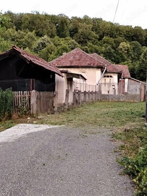 Casa de vanzare in localitatea Var, Judetul Salaj - imagine 2