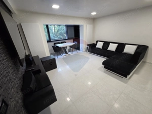 Apartament cu 3 camere etajul 1, zona Poienita