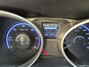 18.000 Km Hyundai IX 35 12400 euro+TVA  15000 Euro cu TVA  deductibil - imagine 3