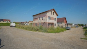 Comision 0 %! Casă de vânzare, Sânpetru!