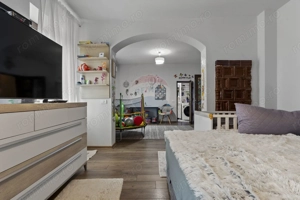 Casă complet renovata cu teren 648 mp de vanzare in Gradiste,Arad - imagine 7