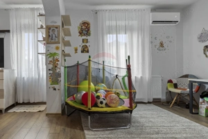 Casă complet renovata cu teren 648 mp de vanzare in Gradiste,Arad - imagine 8