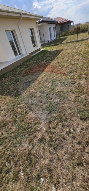 Casă / Vilă cu 4 camere de vânzare - imagine 18