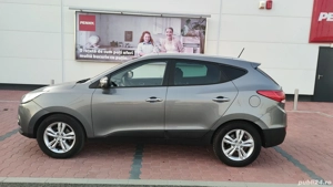 Hyundai xi35, 4x4,2.0 diesel,184 cp,An 2012, Piele, Panoramic, Navi, Automată  - imagine 2