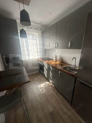 Casa tip apartament, cu 3 camere, 86 mp, zona 14 Mai  - imagine 3