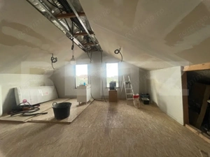 Casa cu 5 camere, 217 mp utili, 1396 mp teren, Cartierul Primaverii - imagine 15