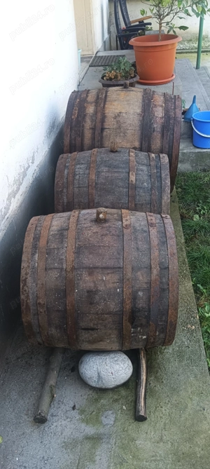 Vând butoaie pentru tuica  - imagine 2