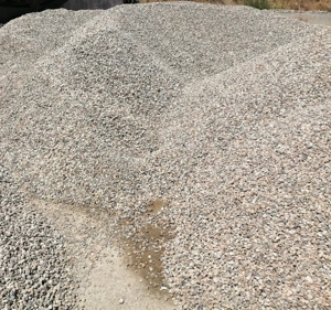 Nisip, sort, balastru, pamant nisipos si vegetal. - imagine 5